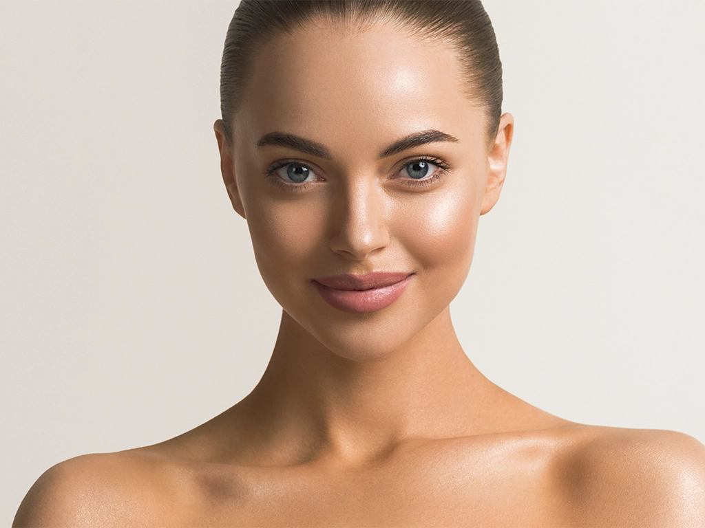 beautiful woman face close up natural healthy skin